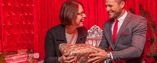 Beauty-Treats-She-Will-Love-This-Christmas1
